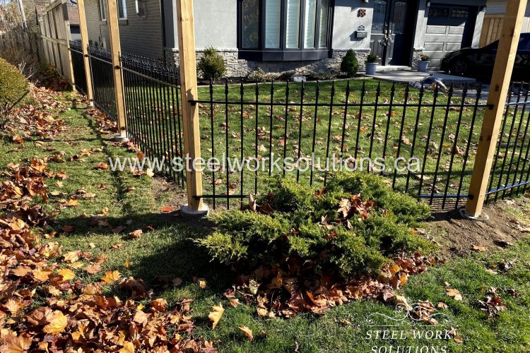 Custom Wrought Iron Fence in Richmond Hill, ON