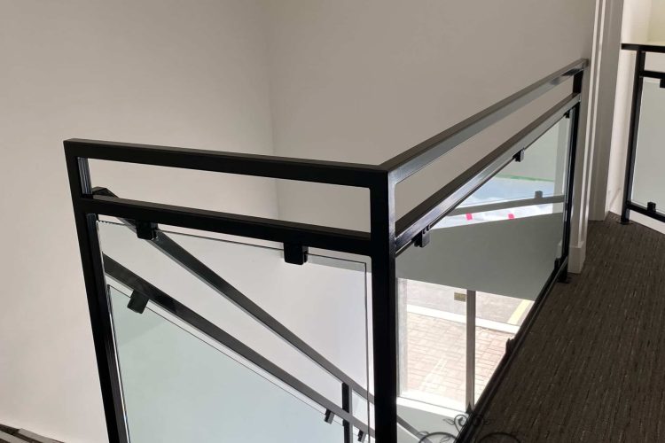 commercial-glass-railing-for-staircase-and-guard-rail-steel-work-solutions (3)