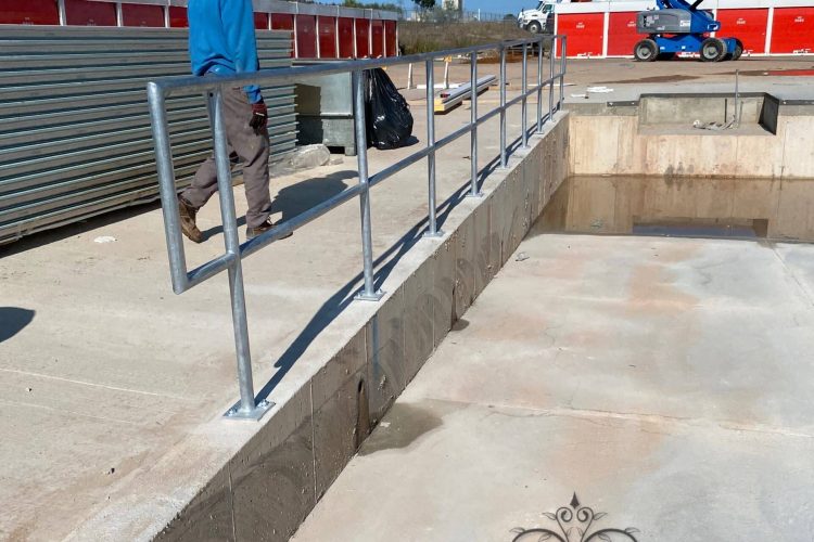 ramp-guardrail-fabrication-by-steel-work-solutions-toronto-mississauga-oakville-guardrail