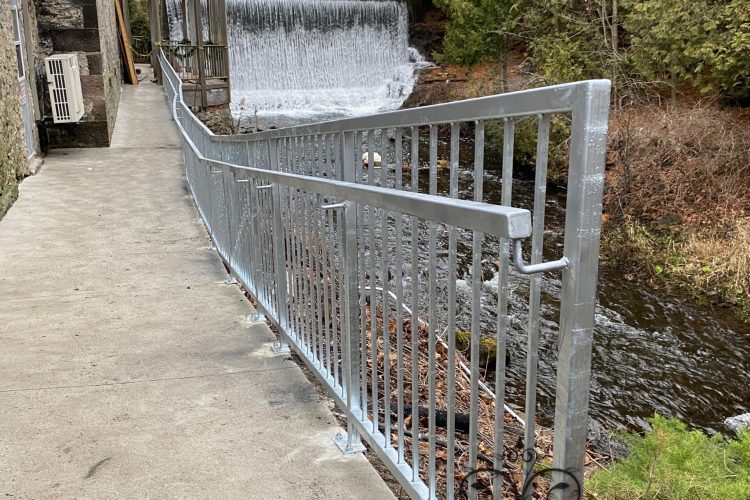 ramp-guardrail-steel-work-solutions-mississauga-burlington-oakville-toronto (1)