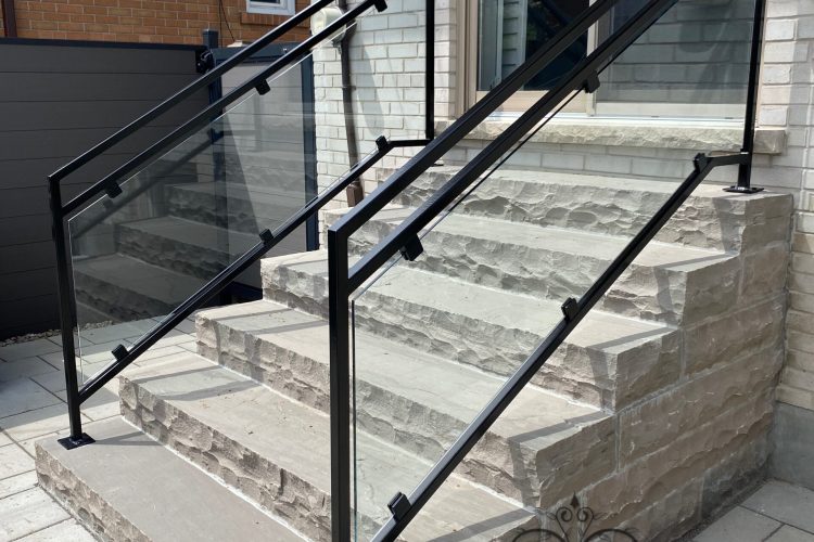 steel-work-solutions-glass-railing-toronto-oakville-mississauga-brampton-burlington-1
