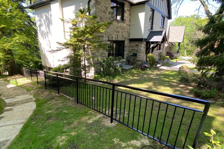 steel-work-solutions-metal-fencing-toronto-oakville-mississauga-brampton-burlington- (2)