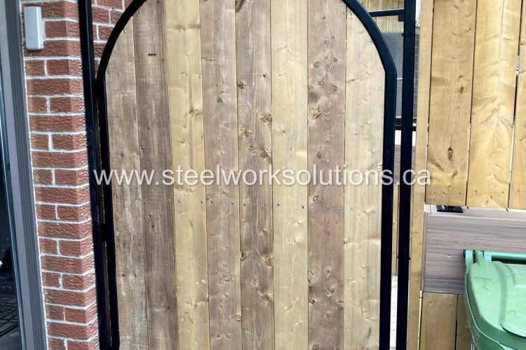 wrought-iron-gate-fram-oshawa-steel-work-solutions (3)